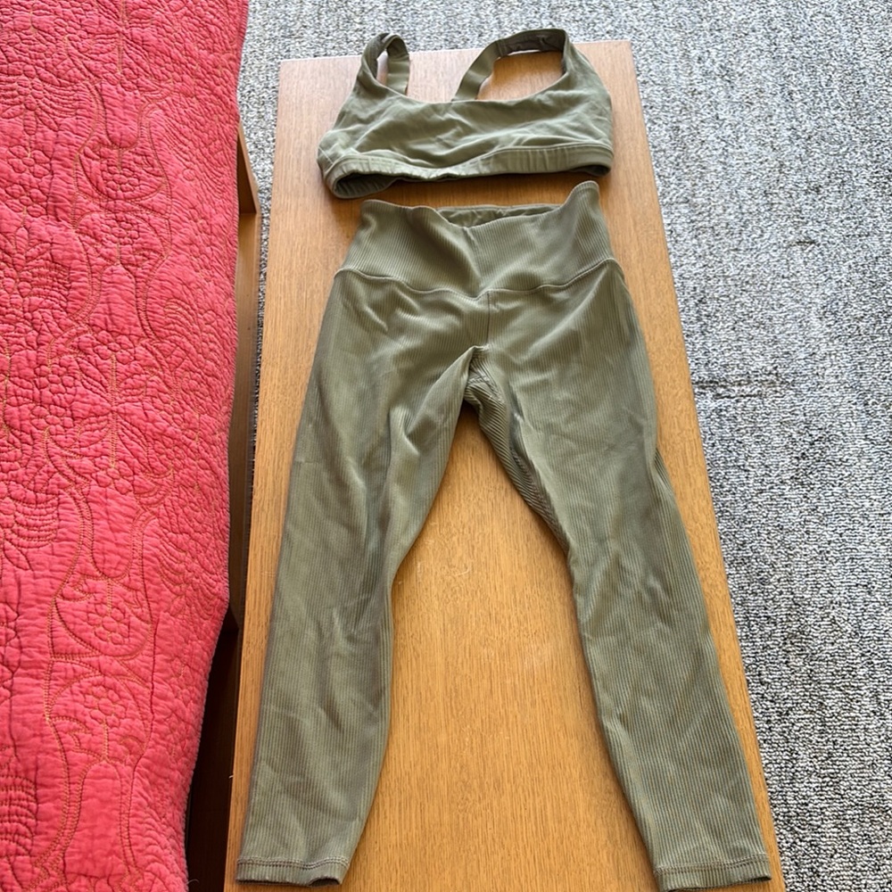 Athleta ribbed green matching workout set size small